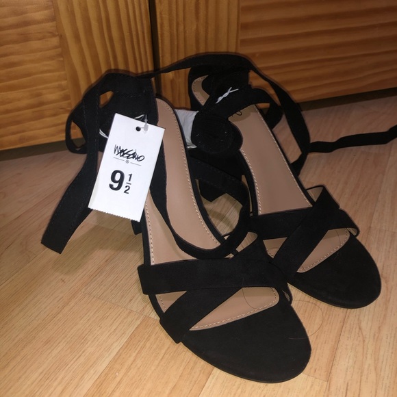 Mossimo Supply Co. Shoes - NWT Black strappy size 9 heels